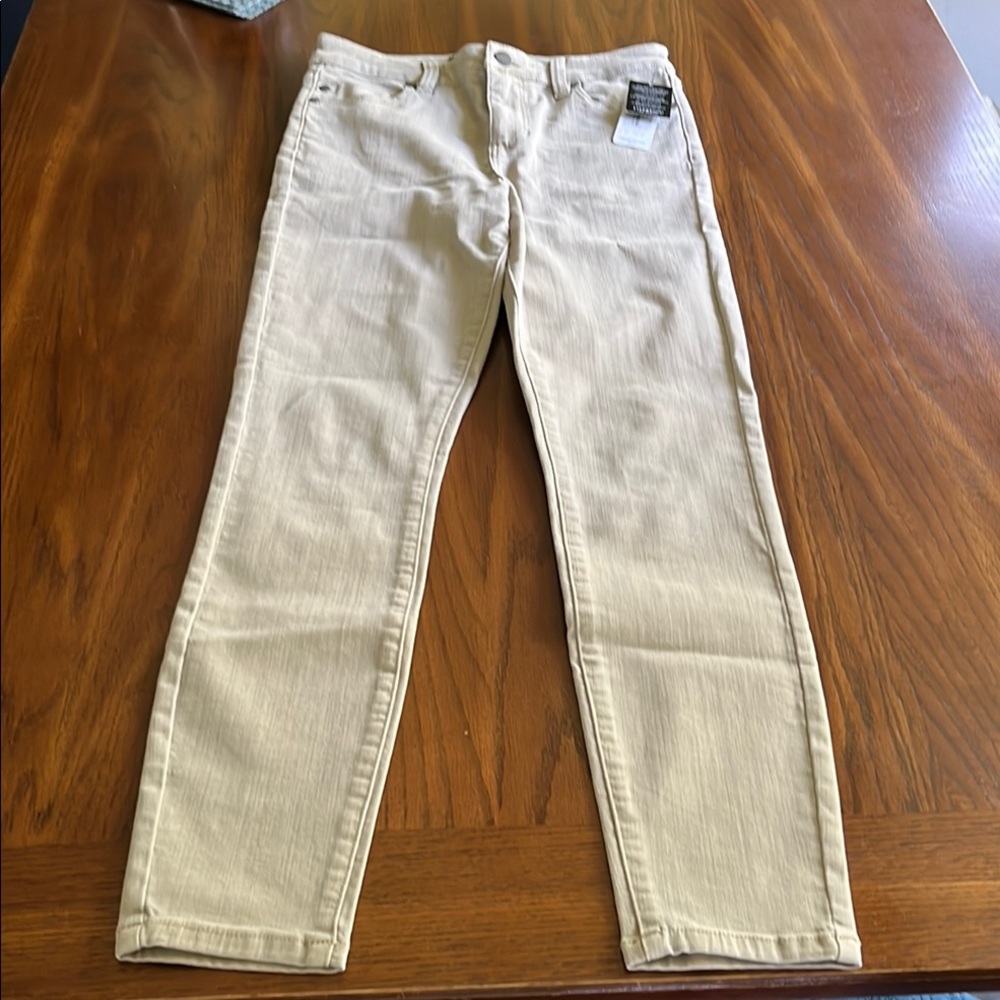NEW! Liverpool Cream High-Rise Ankle Jeans